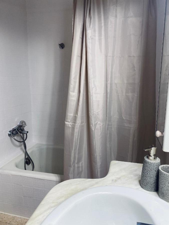 Apartamento En Салоу Екстериор снимка